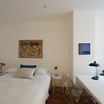 Lägenhet Modern Pied A Terre Near Piazza Navona Rom