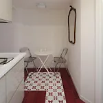 Modern Pied A Terre Near Piazza Navona * Rom