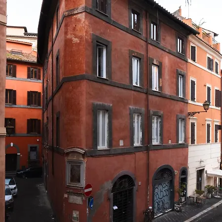 شقة Modern Pied A Terre Near Piazza Navona روما