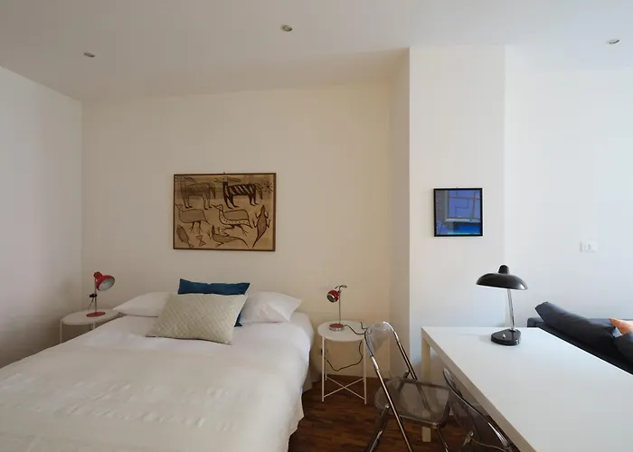 شقة Modern Pied A Terre Near Piazza Navona روما